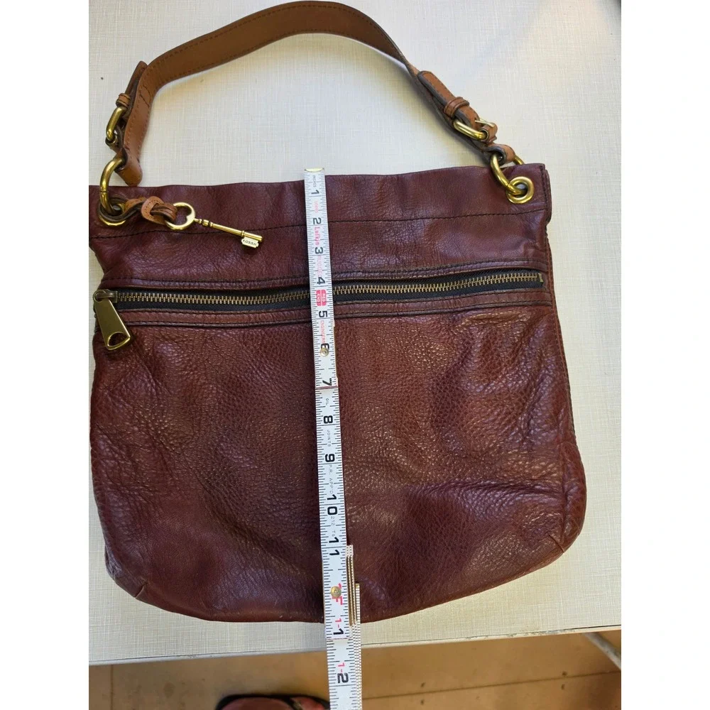Fossil Hobo Bag Brown Pebbled Leather Shoulder Bag Brass Hardware Key Charm